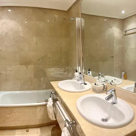Two Bedrooms In Cabopino Апартаменты